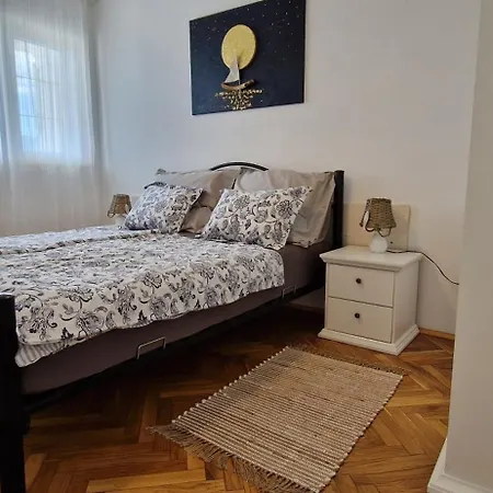 Appartement Sanjug *